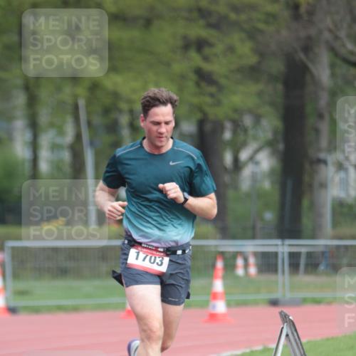 13.04.2025 - Hammer Lauf A. Gomolzig http://msf.ph/oto/7656827 13.04.2025 10:09:33 Ziel 1703, 1824 meine-sportfotos.de