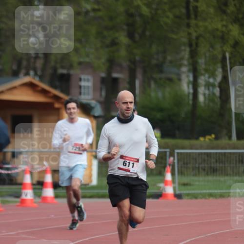 13.04.2025 - Hammer Lauf A. Gomolzig http://msf.ph/oto/7656847 13.04.2025 10:09:44 Ziel 611, 661, 729 meine-sportfotos.de