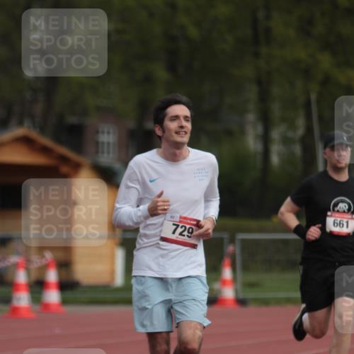 13.04.2025 - Hammer Lauf A. Gomolzig http://msf.ph/oto/7656860 13.04.2025 10:09:47 Ziel 611, 661, 729 meine-sportfotos.de