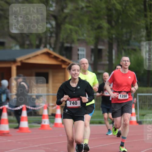 13.04.2025 - Hammer Lauf A. Gomolzig http://msf.ph/oto/7656877 13.04.2025 10:09:58 Ziel 285, 740, 1197, 1286, 1976 meine-sportfotos.de