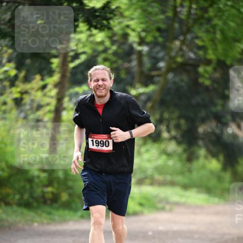 13.04.2025 - Hammer Lauf Dr. Thomas Lammeyer http://msf.ph/oto/7656897 13.04.2025 10:41:11 Laufen 15, 1990 meine-sportfotos.de