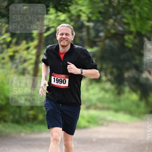 13.04.2025 - Hammer Lauf Dr. Thomas Lammeyer http://msf.ph/oto/7656908 13.04.2025 10:41:12 Laufen 15, 1990 meine-sportfotos.de