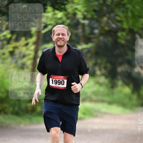 13.04.2025 - Hammer Lauf Dr. Thomas Lammeyer http://msf.ph/oto/7656910 13.04.2025 10:41:12 Laufen 15, 1990 meine-sportfotos.de