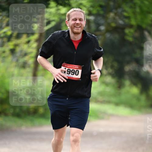 13.04.2025 - Hammer Lauf Dr. Thomas Lammeyer http://msf.ph/oto/7656914 13.04.2025 10:41:12 Laufen 15, 1990 meine-sportfotos.de