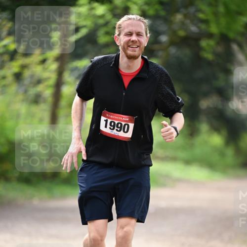 13.04.2025 - Hammer Lauf Dr. Thomas Lammeyer http://msf.ph/oto/7656916 13.04.2025 10:41:12 Laufen 15, 1990 meine-sportfotos.de