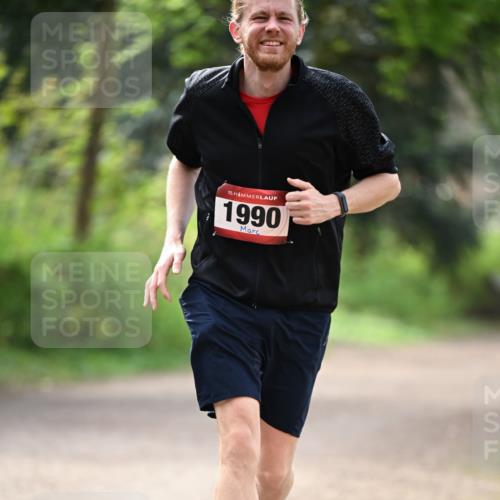 13.04.2025 - Hammer Lauf Dr. Thomas Lammeyer http://msf.ph/oto/7656920 13.04.2025 10:41:13 Laufen 15, 1990 meine-sportfotos.de