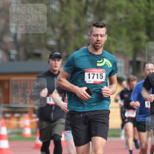 13.04.2025 - Hammer Lauf A. Gomolzig http://msf.ph/oto/7656947 13.04.2025 10:10:26 Ziel 330, 769, 1110, 1148, 1229, 1714, 1715, 1716, 1743, 1949 meine-sportfotos.de