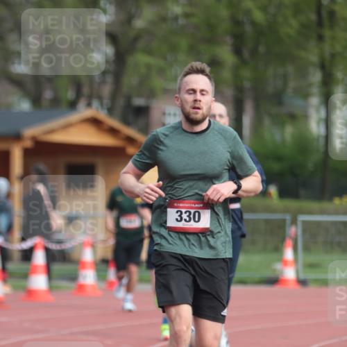 13.04.2025 - Hammer Lauf A. Gomolzig http://msf.ph/oto/7656964 13.04.2025 10:10:31 Ziel 122, 330, 383, 769, 1728, 1964 meine-sportfotos.de