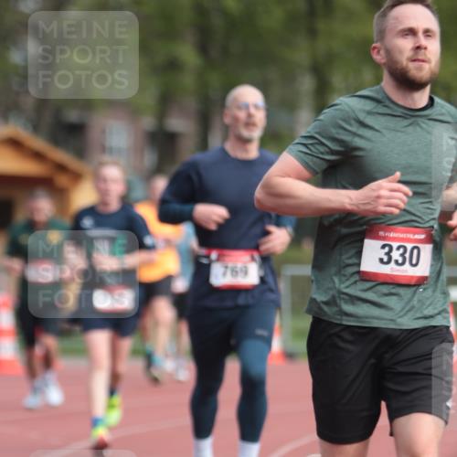 13.04.2025 - Hammer Lauf A. Gomolzig http://msf.ph/oto/7656966 13.04.2025 10:10:32 Ziel 122, 330, 383, 769, 1728, 1907, 1964 meine-sportfotos.de