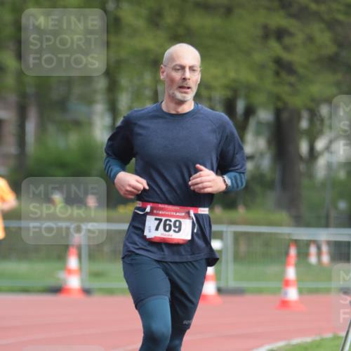 13.04.2025 - Hammer Lauf A. Gomolzig http://msf.ph/oto/7656972 13.04.2025 10:10:34 Ziel 122, 383, 769, 1728, 1907, 1964 meine-sportfotos.de
