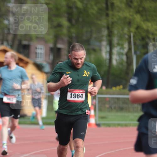 13.04.2025 - Hammer Lauf A. Gomolzig http://msf.ph/oto/7656984 13.04.2025 10:10:36 Ziel 122, 383, 765, 1728, 1907, 1964 meine-sportfotos.de