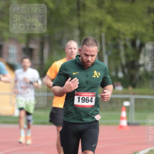 13.04.2025 - Hammer Lauf A. Gomolzig http://msf.ph/oto/7656988 13.04.2025 10:10:37 Ziel 122, 383, 765, 1728, 1907, 1964 meine-sportfotos.de