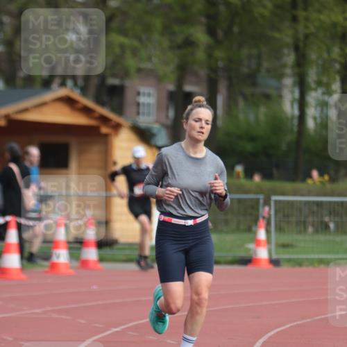 13.04.2025 - Hammer Lauf A. Gomolzig http://msf.ph/oto/7657016 13.04.2025 10:10:43 Ziel 314, 655, 765 meine-sportfotos.de