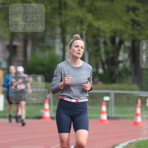 13.04.2025 - Hammer Lauf A. Gomolzig http://msf.ph/oto/7657021 13.04.2025 10:10:44 Ziel 314, 655, 765, 1182 meine-sportfotos.de