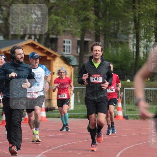 13.04.2025 - Hammer Lauf A. Gomolzig http://msf.ph/oto/7657057 13.04.2025 10:10:54 Ziel 197, 328, 624, 742, 1039, 1143, 1182, 1944 meine-sportfotos.de