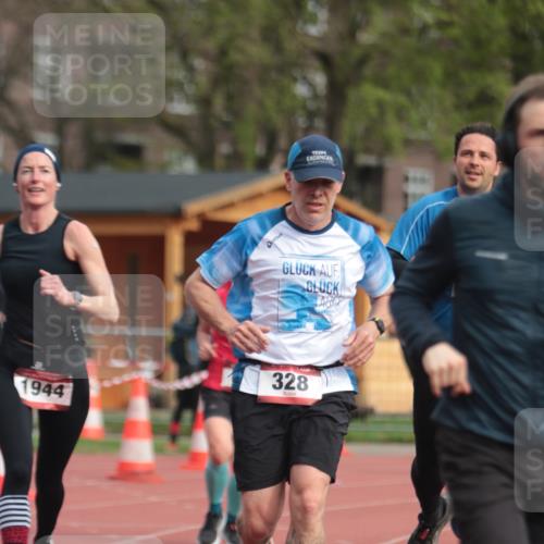 13.04.2025 - Hammer Lauf A. Gomolzig http://msf.ph/oto/7657065 13.04.2025 10:10:57 Ziel 197, 328, 624, 718, 742, 1039, 1143, 1944, 1961 meine-sportfotos.de