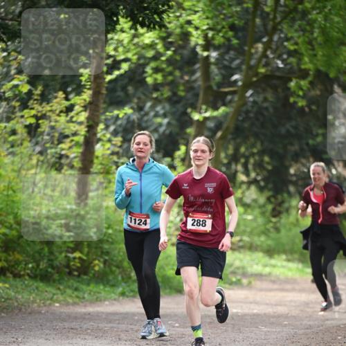 13.04.2025 - Hammer Lauf Dr. Thomas Lammeyer http://msf.ph/oto/7657076 13.04.2025 10:41:44 Laufen 1124, 10, 288 meine-sportfotos.de