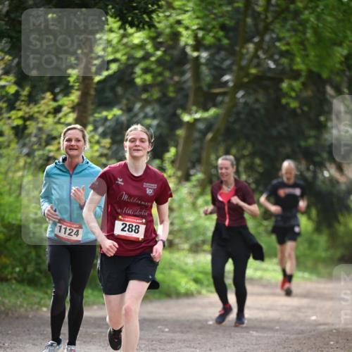 13.04.2025 - Hammer Lauf Dr. Thomas Lammeyer http://msf.ph/oto/7657083 13.04.2025 10:41:45 Laufen 1124, 19, 288 meine-sportfotos.de