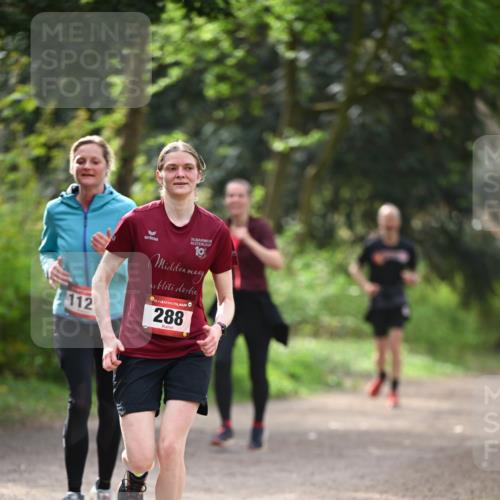 13.04.2025 - Hammer Lauf Dr. Thomas Lammeyer http://msf.ph/oto/7657093 13.04.2025 10:41:46 Laufen 112, 15, 288 meine-sportfotos.de