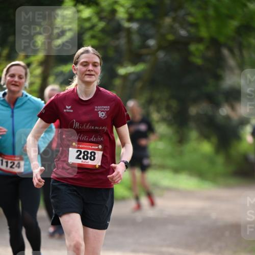 13.04.2025 - Hammer Lauf Dr. Thomas Lammeyer http://msf.ph/oto/7657108 13.04.2025 10:41:47 Laufen 1124, 30, 15, 288 meine-sportfotos.de