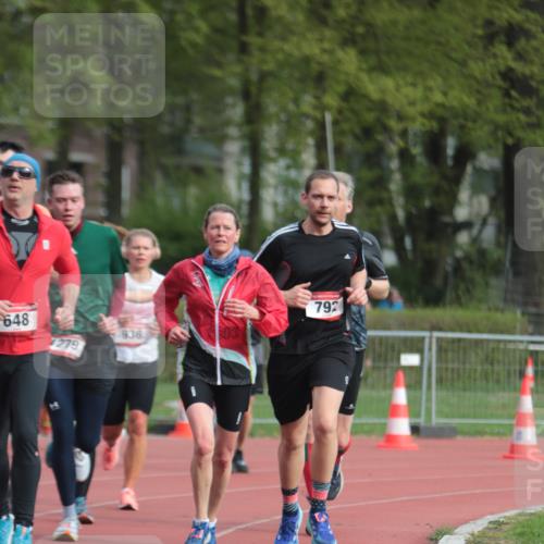 13.04.2025 - Hammer Lauf A. Gomolzig http://msf.ph/oto/7657119 13.04.2025 10:11:12 Ziel 430, 627, 648, 792, 824, 936, 1106, 1279, 1345, 1708, 1801, 1849, 1864, 1903 meine-sportfotos.de