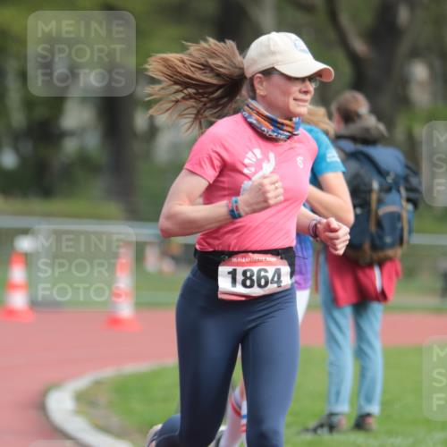 13.04.2025 - Hammer Lauf A. Gomolzig http://msf.ph/oto/7657151 13.04.2025 10:11:19 Ziel 430, 824, 953, 1801, 1849, 1864 meine-sportfotos.de