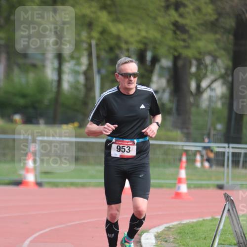 13.04.2025 - Hammer Lauf A. Gomolzig http://msf.ph/oto/7657157 13.04.2025 10:11:22 Ziel 953 meine-sportfotos.de