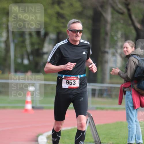 13.04.2025 - Hammer Lauf A. Gomolzig http://msf.ph/oto/7657159 13.04.2025 10:11:23 Ziel 953 meine-sportfotos.de