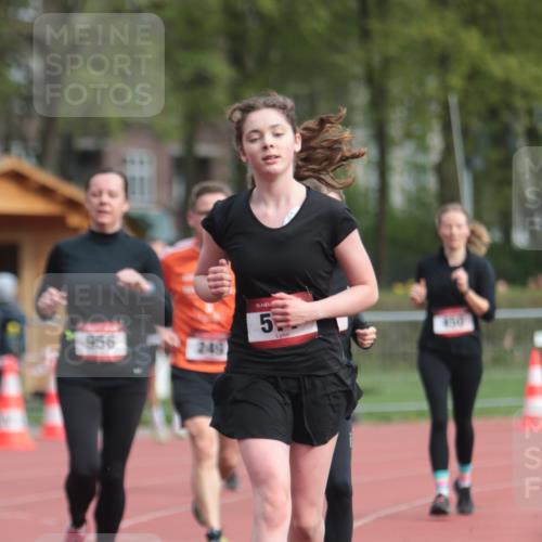 13.04.2025 - Hammer Lauf A. Gomolzig http://msf.ph/oto/7657177 13.04.2025 10:11:40 Ziel 175, 249, 450, 577, 741, 956, 1096, 1097 meine-sportfotos.de