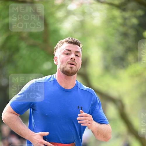 13.04.2025 - Hammer Lauf Dr. Thomas Lammeyer http://msf.ph/oto/7657195 13.04.2025 10:42:06 Laufen 1956 meine-sportfotos.de