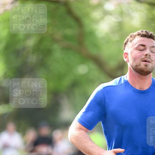 13.04.2025 - Hammer Lauf Dr. Thomas Lammeyer http://msf.ph/oto/7657197 13.04.2025 10:42:06 Laufen 15, 1956 meine-sportfotos.de