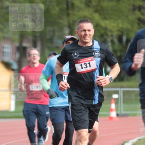 13.04.2025 - Hammer Lauf A. Gomolzig http://msf.ph/oto/7657225 13.04.2025 10:11:52 Ziel 131, 162, 286, 520, 1795, 1841 meine-sportfotos.de
