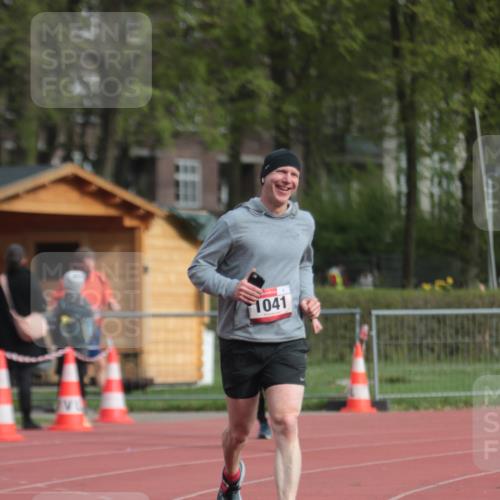13.04.2025 - Hammer Lauf A. Gomolzig http://msf.ph/oto/7657236 13.04.2025 10:12:00 Ziel 207, 1041, 1204 meine-sportfotos.de