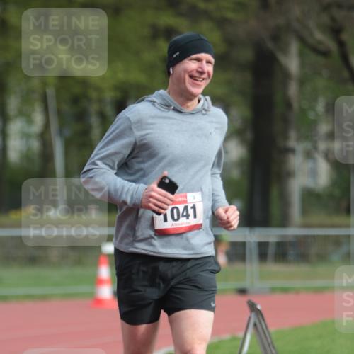 13.04.2025 - Hammer Lauf A. Gomolzig http://msf.ph/oto/7657245 13.04.2025 10:12:02 Ziel 207, 1041, 1204, 1904 meine-sportfotos.de