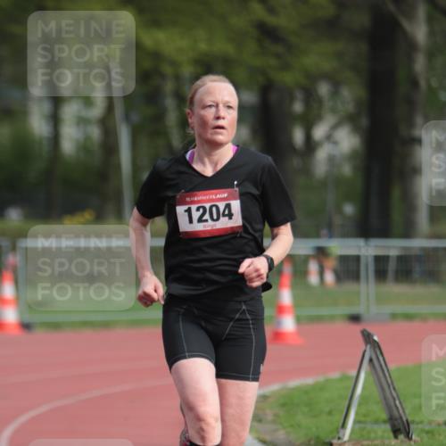 13.04.2025 - Hammer Lauf A. Gomolzig http://msf.ph/oto/7657252 13.04.2025 10:12:06 Ziel 207, 904, 1060, 1099, 1204, 1904 meine-sportfotos.de
