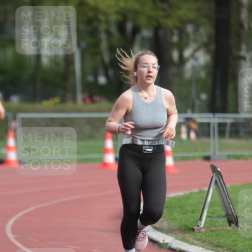 13.04.2025 - Hammer Lauf A. Gomolzig http://msf.ph/oto/7657272 13.04.2025 10:12:12 Ziel 150, 904, 1059, 1060, 1099 meine-sportfotos.de