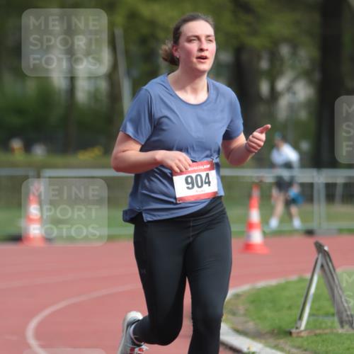 13.04.2025 - Hammer Lauf A. Gomolzig http://msf.ph/oto/7657287 13.04.2025 10:12:14 Ziel 150, 904, 1059, 1060, 1099 meine-sportfotos.de