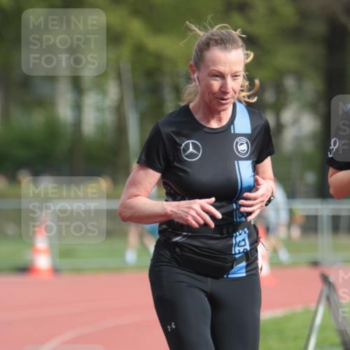 13.04.2025 - Hammer Lauf A. Gomolzig http://msf.ph/oto/7657301 13.04.2025 10:12:16 Ziel 150, 1059, 1060, 1857 meine-sportfotos.de