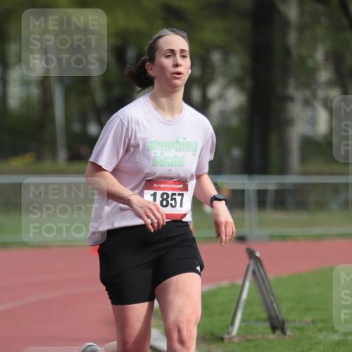 13.04.2025 - Hammer Lauf A. Gomolzig http://msf.ph/oto/7657320 13.04.2025 10:12:26 Ziel 1351, 1857 meine-sportfotos.de