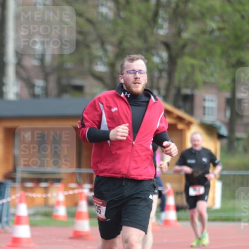 13.04.2025 - Hammer Lauf A. Gomolzig http://msf.ph/oto/7657375 13.04.2025 10:12:44 Ziel 210, 497, 498, 935, 1796 meine-sportfotos.de