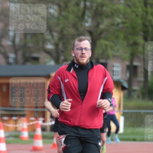 13.04.2025 - Hammer Lauf A. Gomolzig http://msf.ph/oto/7657377 13.04.2025 10:12:45 Ziel 210, 498, 935, 1718, 1796 meine-sportfotos.de
