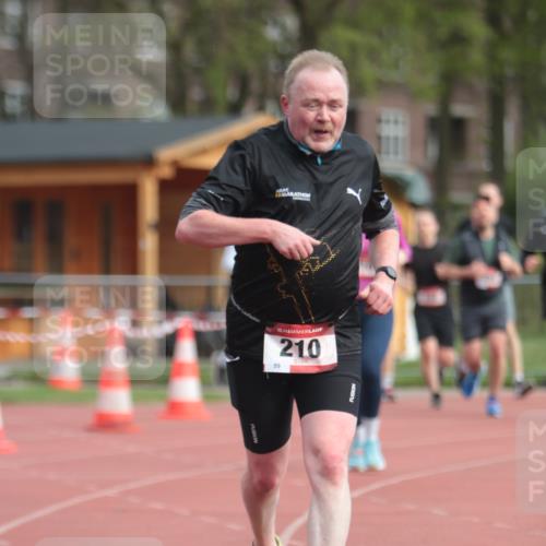 13.04.2025 - Hammer Lauf A. Gomolzig http://msf.ph/oto/7657388 13.04.2025 10:12:50 Ziel 180, 192, 210, 449, 699, 839, 1718, 1794 meine-sportfotos.de