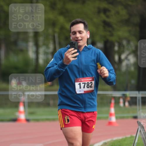13.04.2025 - Hammer Lauf A. Gomolzig http://msf.ph/oto/7657446 13.04.2025 10:13:07 Ziel 491, 1782 meine-sportfotos.de