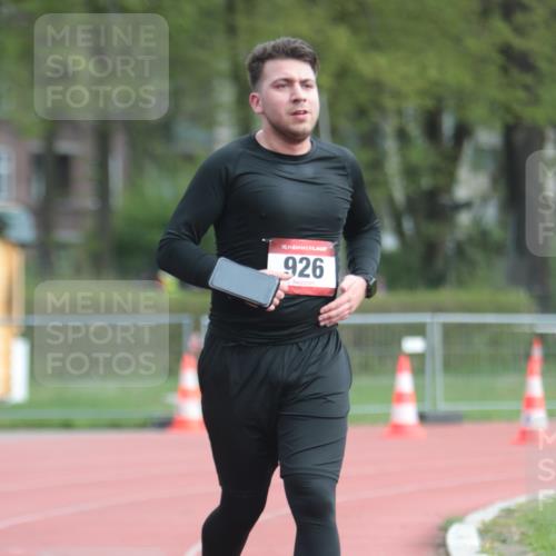 13.04.2025 - Hammer Lauf A. Gomolzig http://msf.ph/oto/7657497 13.04.2025 10:13:46 Ziel 550, 926 meine-sportfotos.de