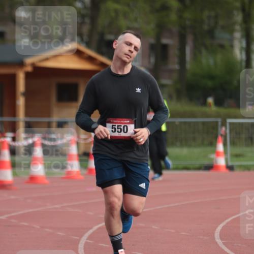 13.04.2025 - Hammer Lauf A. Gomolzig http://msf.ph/oto/7657501 13.04.2025 10:13:48 Ziel 261, 550, 926 meine-sportfotos.de