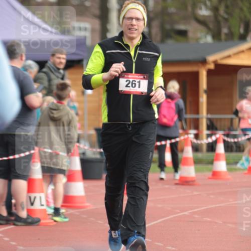 13.04.2025 - Hammer Lauf A. Gomolzig http://msf.ph/oto/7657509 13.04.2025 10:13:55 Ziel 261, 353, 1019, 1124 meine-sportfotos.de