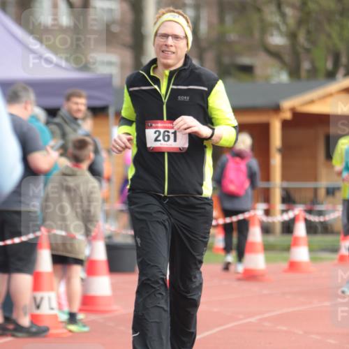 13.04.2025 - Hammer Lauf A. Gomolzig http://msf.ph/oto/7657511 13.04.2025 10:13:56 Ziel 261, 353, 544, 1019, 1124 meine-sportfotos.de