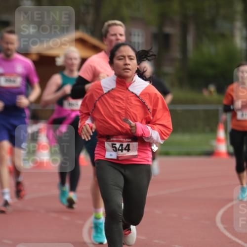 13.04.2025 - Hammer Lauf A. Gomolzig http://msf.ph/oto/7657539 13.04.2025 10:14:04 Ziel 212, 326, 544, 600, 965, 994, 1924 meine-sportfotos.de