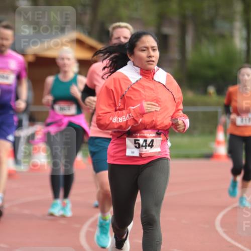 13.04.2025 - Hammer Lauf A. Gomolzig http://msf.ph/oto/7657542 13.04.2025 10:14:05 Ziel 212, 326, 544, 600, 965, 994, 1924 meine-sportfotos.de