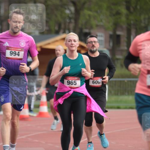 13.04.2025 - Hammer Lauf A. Gomolzig http://msf.ph/oto/7657546 13.04.2025 10:14:06 Ziel 212, 326, 544, 600, 965, 994, 1924 meine-sportfotos.de